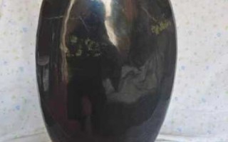 祁连玉色泽辨识技巧，天然山水色感与人工染色的色差破绽