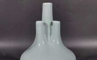 清乾隆单色釉，集历代釉色之大成