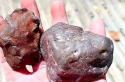 石陨石铁陨石对比，新手分清不同种类陨石