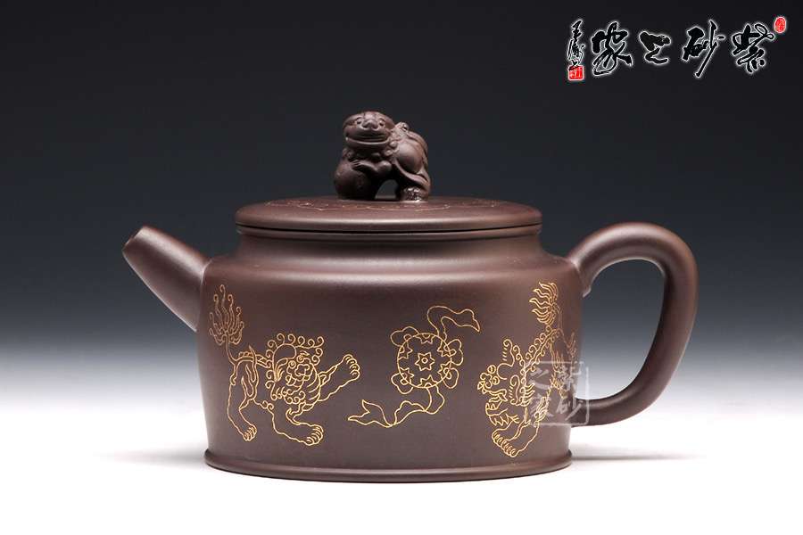 全手工VS半手工紫砂壶（一句话核心：壶身是否用石膏模具定型，嘴把、明针两者都是手工做）