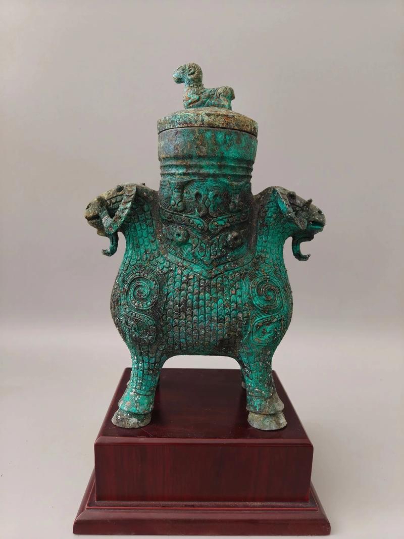 古铜器除锈不伤胎体的正确处理方式（四）