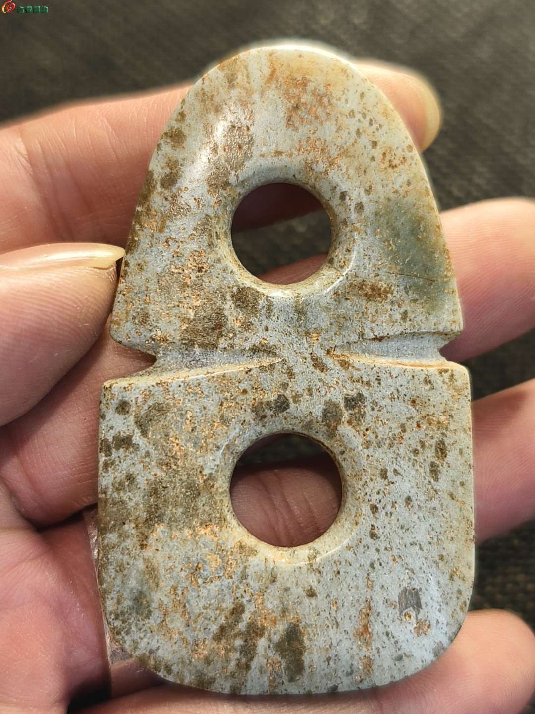 高古玉表面附着物清理误区，乱清理毁掉原生包浆