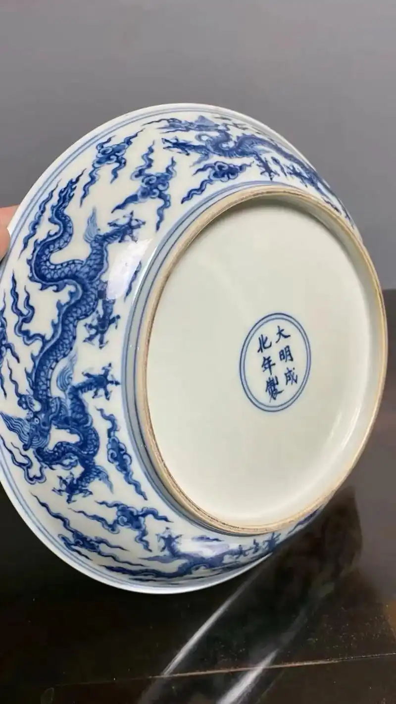 明代官窑与民窑瓷器的核心分野