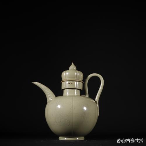 越窑秘色瓷——千峰翠色，大唐青瓷的至高典范