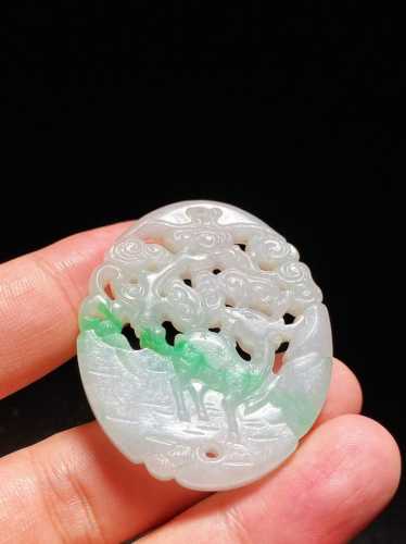 老翡翠包浆鉴赏，传世老玉氧化层的独有特征