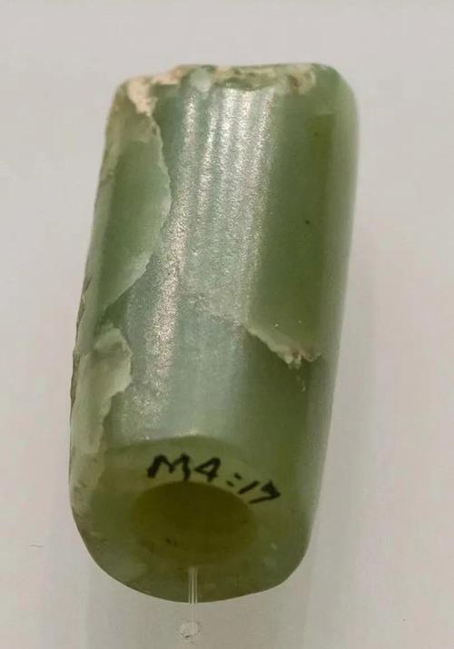 俄玉皮壳包浆甄别,传世老料氧化层与人工做旧区别 俄玉皮壳包浆甄别,传世老料氧化层与人工做旧区别