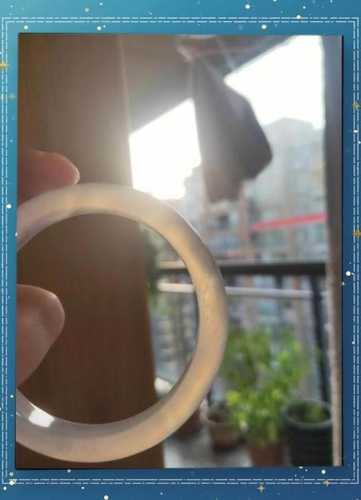 独山玉水头种质鉴定，原生通透质感与酸洗注胶优化差异