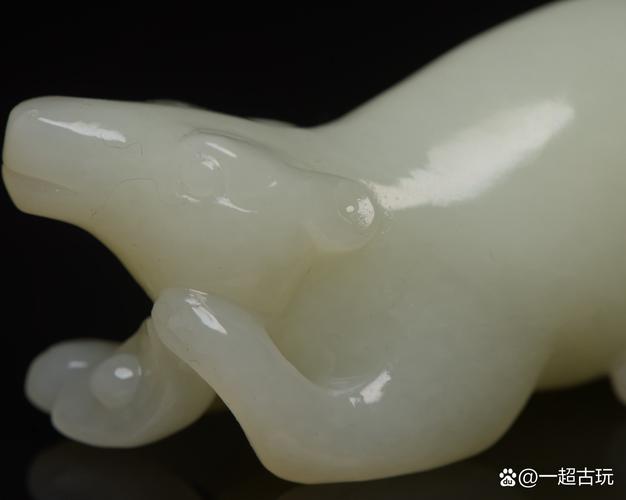 老和田玉传世包浆，百年氧化皮壳与速成做旧质感区别