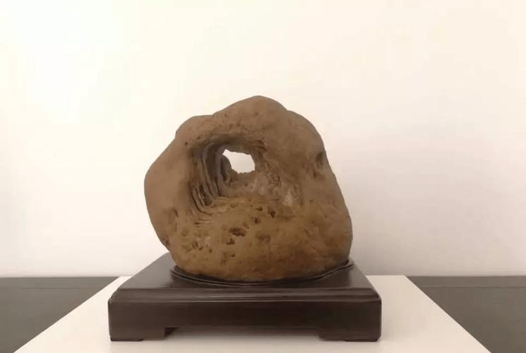 几十年赏石老玩家心得,玩奇石贵在遇到合眼缘的石头 几十年赏石老玩家心得,玩奇石贵在遇到合眼缘的石头